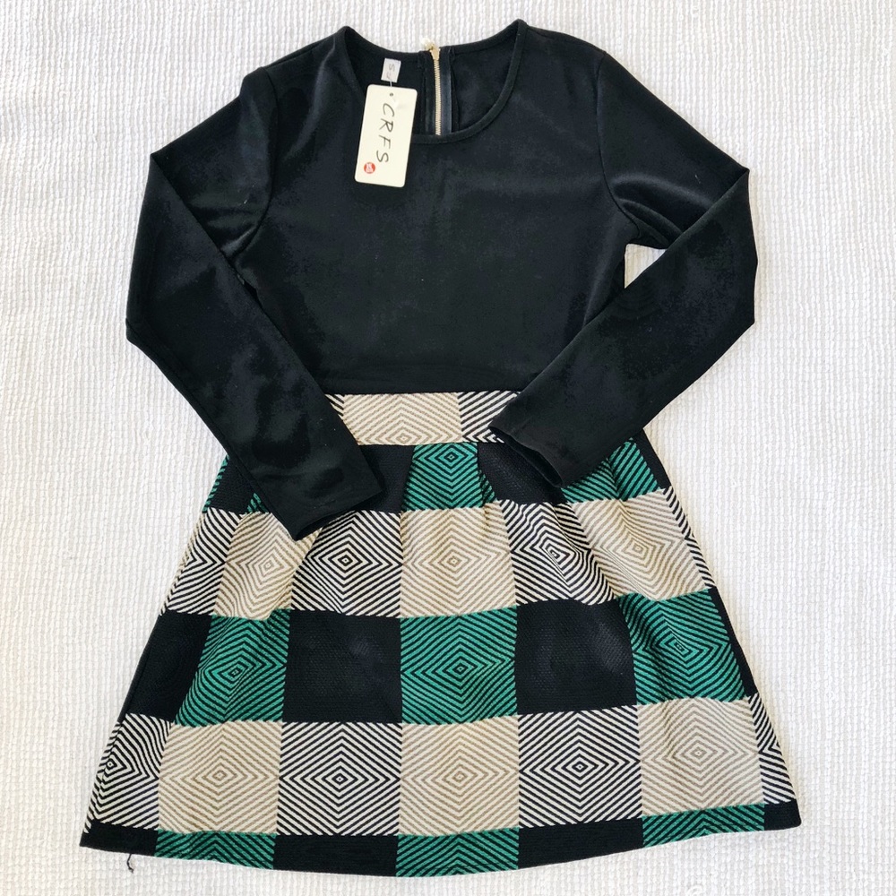 NWT CRFS Long Sleeve Black & Green Dress